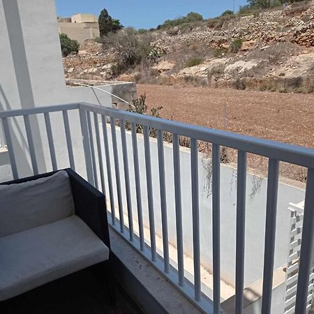 Appartement Poppy Court à Marsaskala Extérieur photo